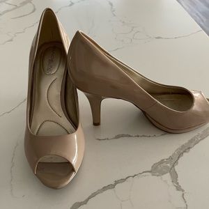 Bandelino taupe peep toe heels with flexible sole